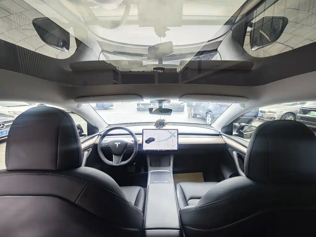 Model Y 2021 Long Range All-Wheel Drive Edition 3D7