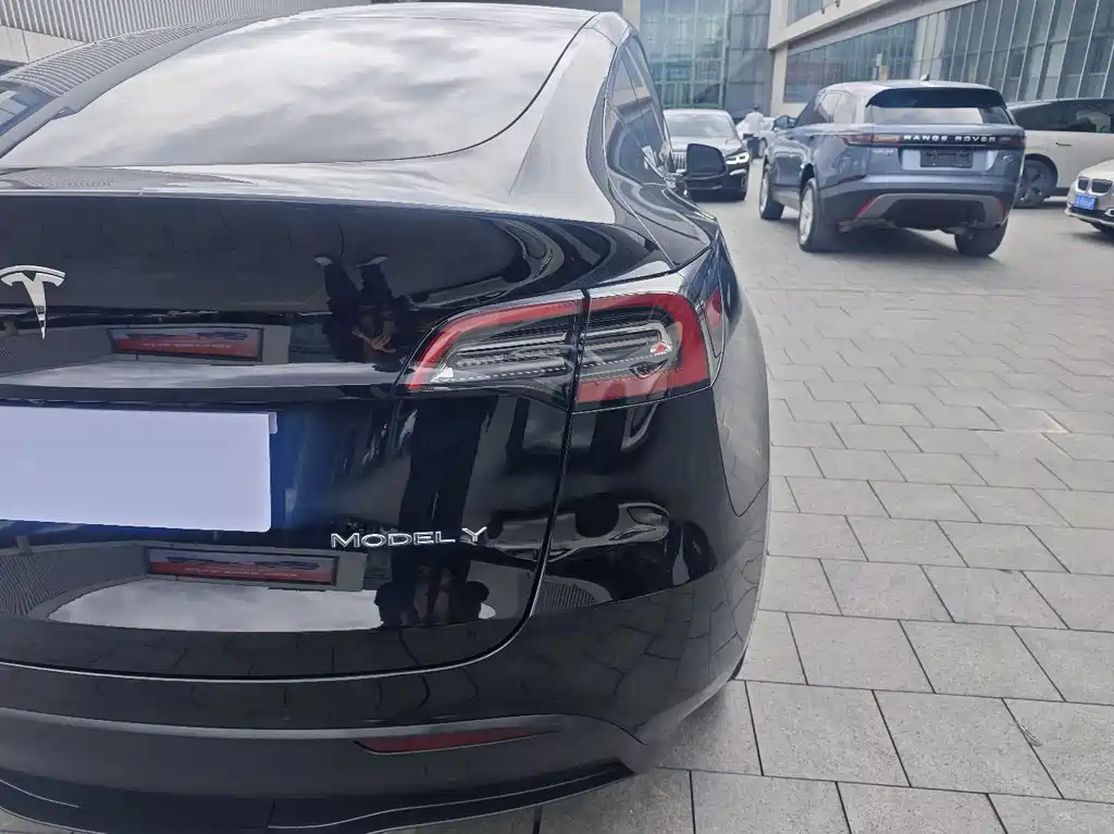 Model Y 2021 Long Range All-Wheel Drive Edition 3D7