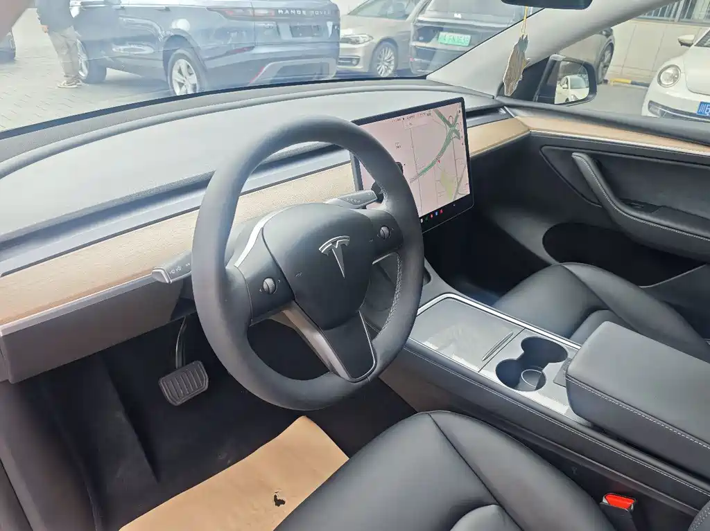 Model Y 2021 Long Range All-Wheel Drive Edition 3D7