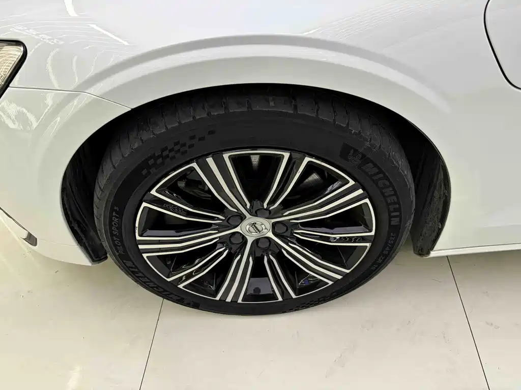 Volvo S60 Plug-in Hybrid 2021 T8 E-AWD Intelligent Luxury Edition