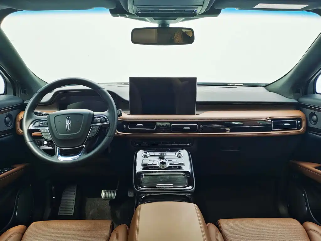 Navigator 2021 2.7T AWD Prestige Edition