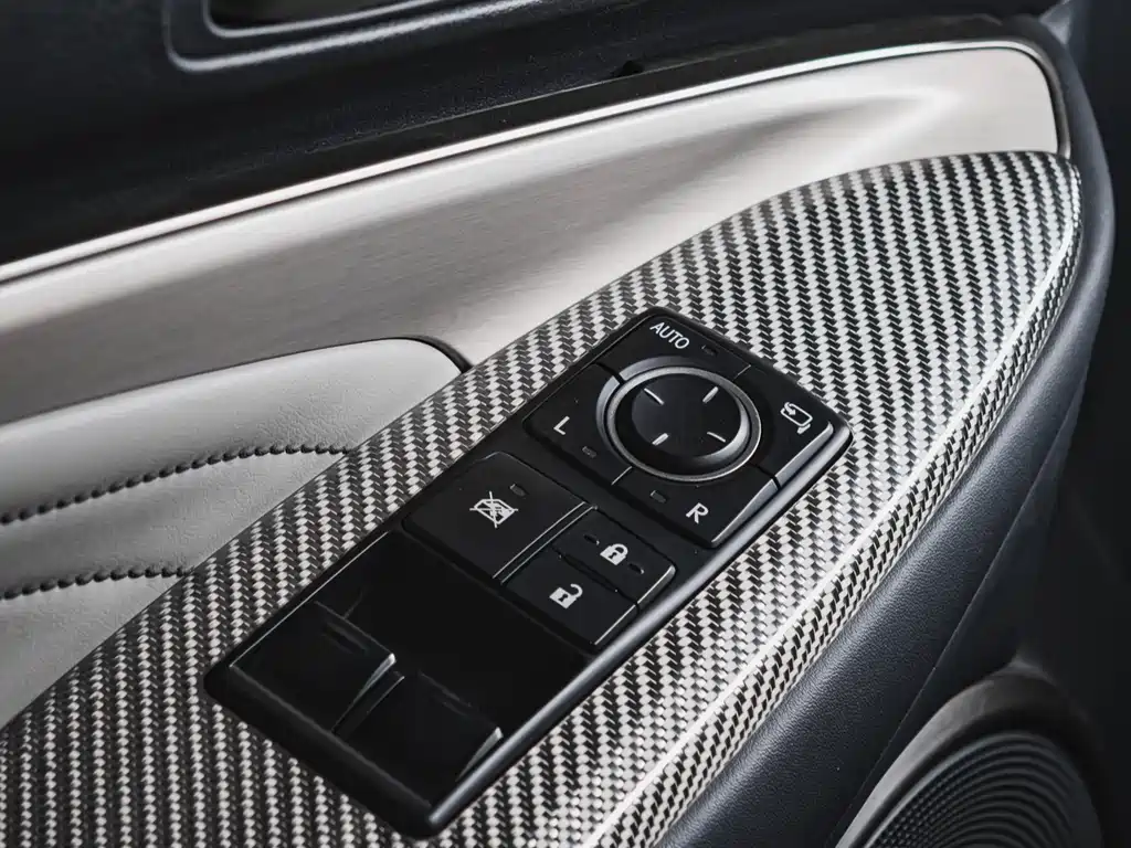 Lexus RC F 2015 F 5.0L Apex Edition