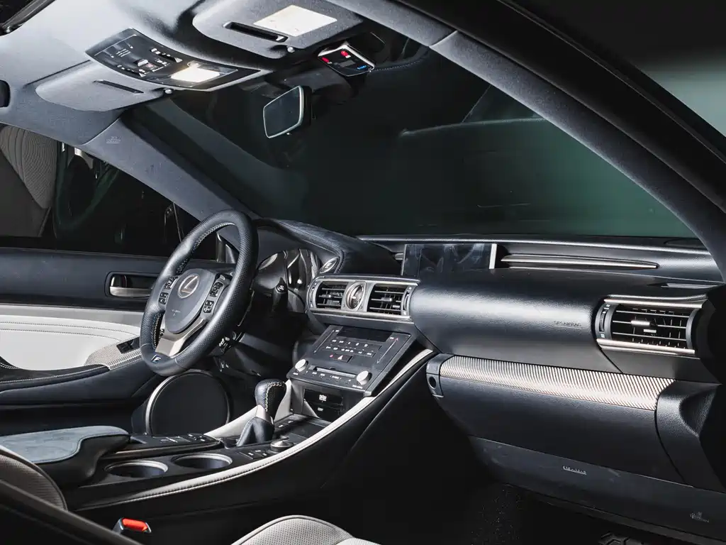 Lexus RC F 2015 F 5.0L Apex Edition