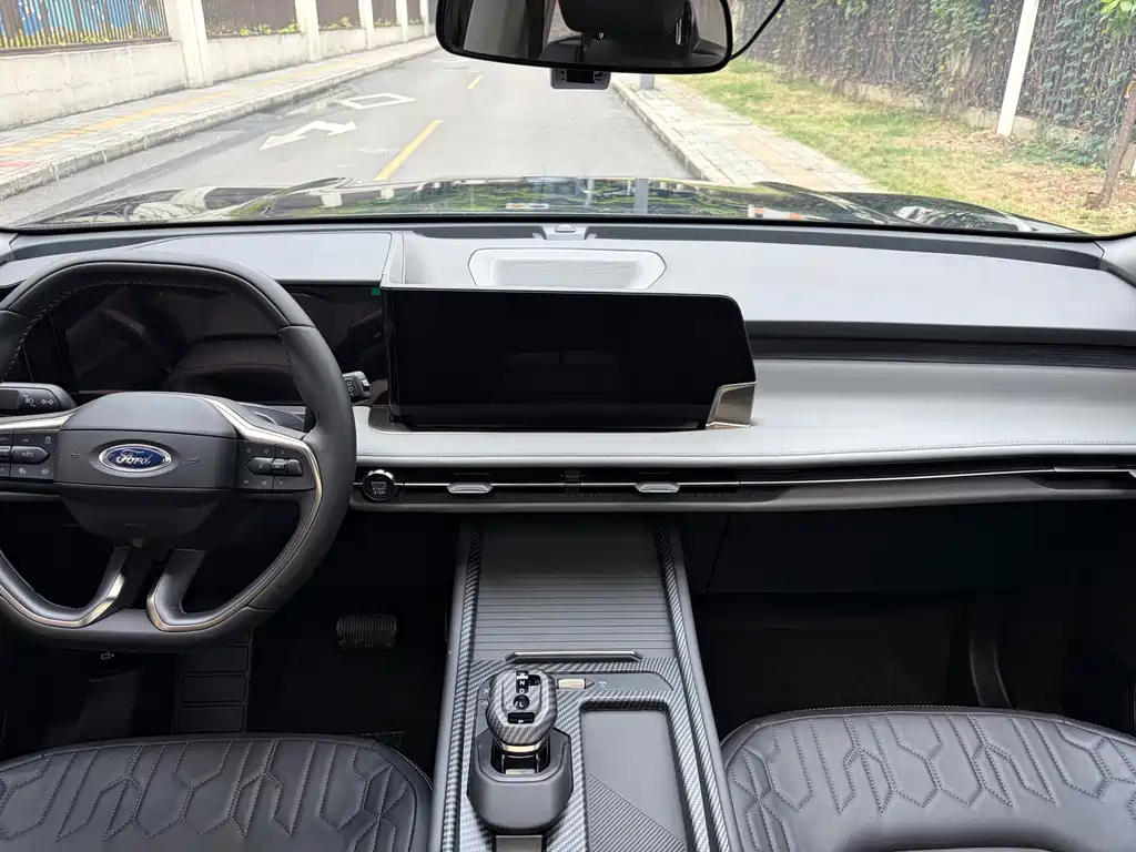 Ford Escape 2024 2.0T EcoBoost AWD 7-seat Trend Edition