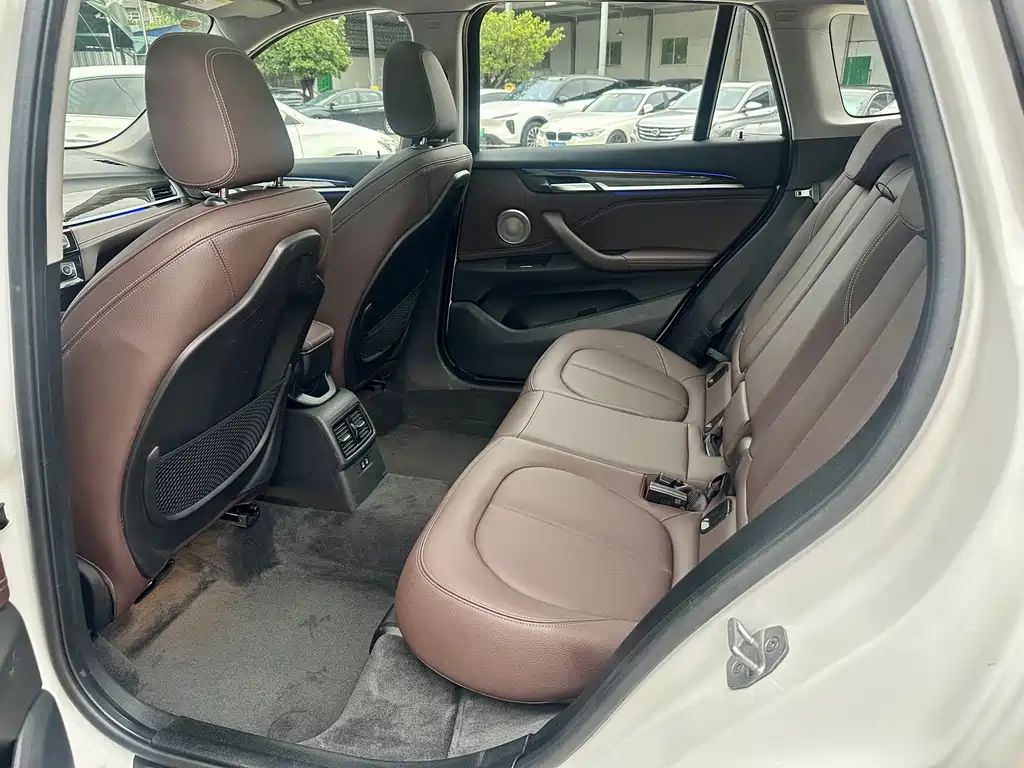 BMW X1 xDrive25Li Luxury Edition 2022