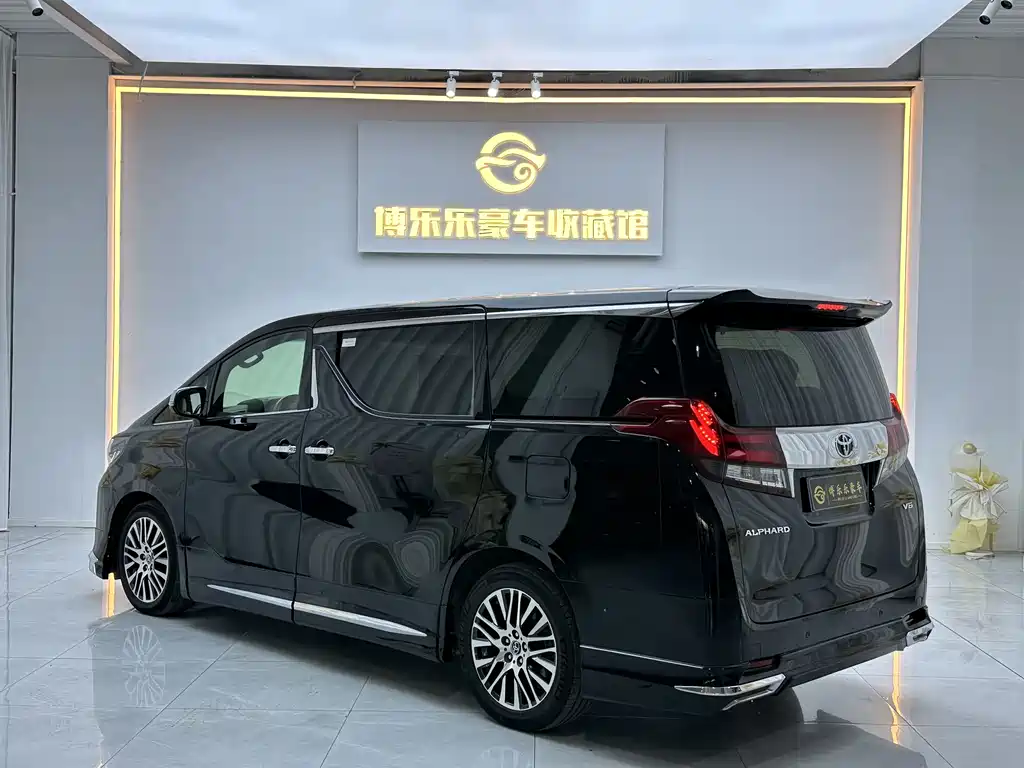 Alphard 2018 3.5L Luxury Edition