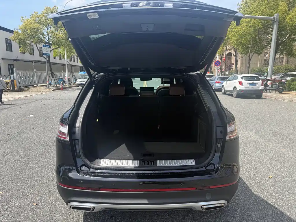 Navigator 2022 2.7T AWD Premium Edition