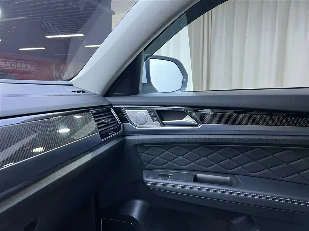 Tayron 2020 Model Tayron X Facelift 530 V6 4WD Premium Luxury Edition