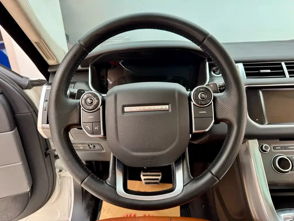 Range Rover Sport 2016 3.0 SC V6 HSE Dynamic