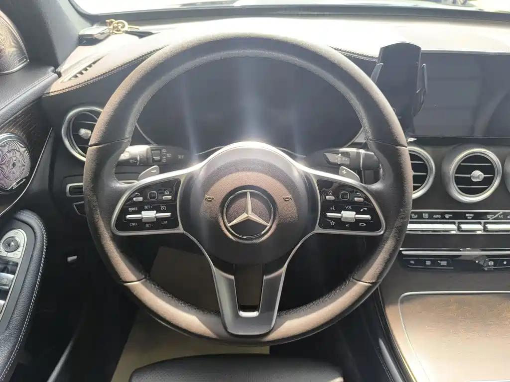 Mercedes-Benz GLC 2021 GLC 260 L 4MATIC Luxury Edition