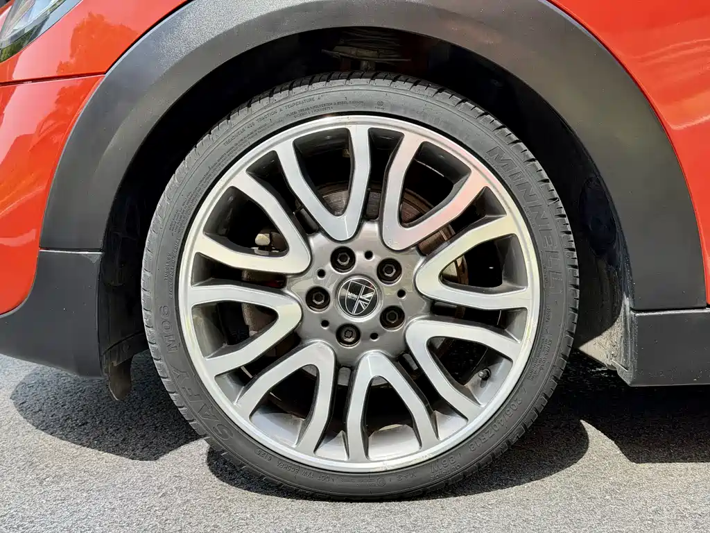 Mini 2018 Artisan 2.0T Cooper S 5-Door Edition