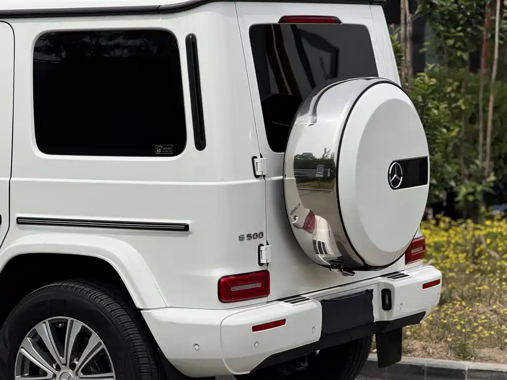 Mercedes-Benz G-Class 2019 model restyled G 500