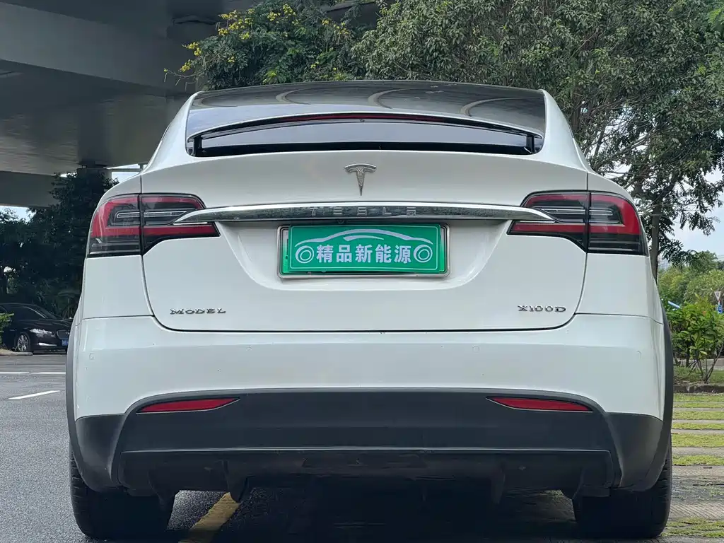 Model X 2017 Long Range Edition