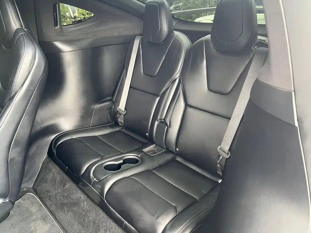Model X 2017 Long Range Edition