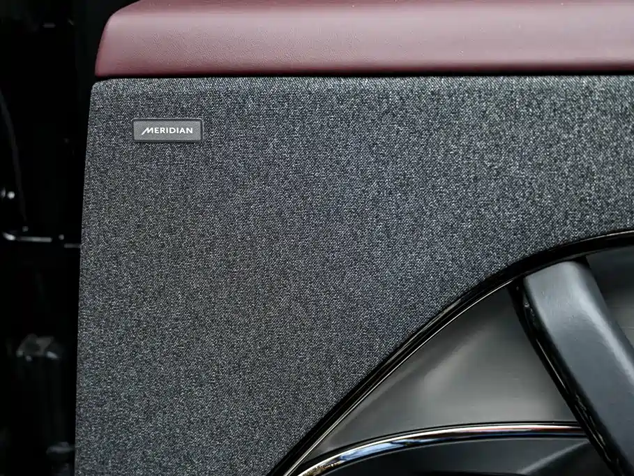 Range Rover Sport 2025 Edition 400PS Stealth Special Edition