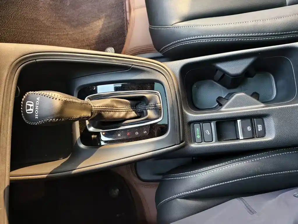 Vezel 2023 1.5L CVT Pioneer Edition
