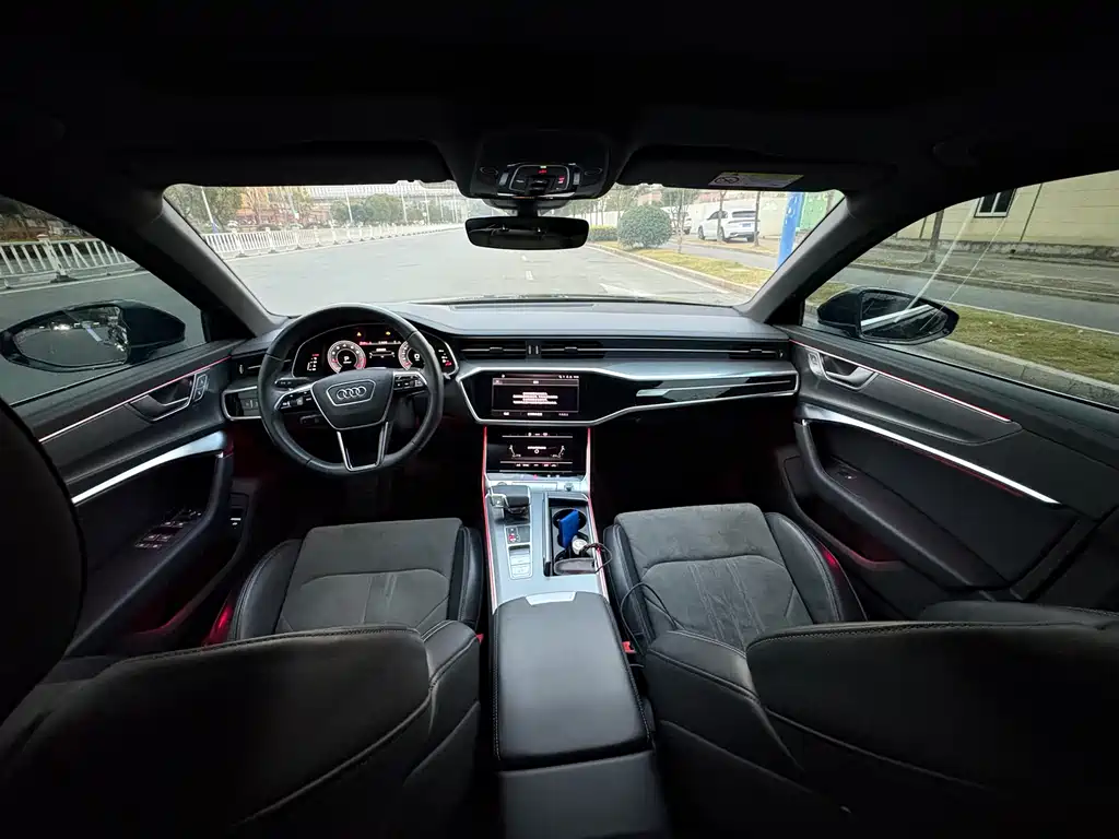 Audi A6L 2024 model 45 TFSI Premium Dynamic Edition