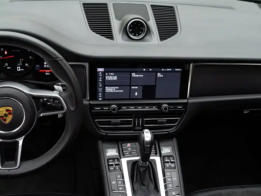 Macan 2021 2.0T