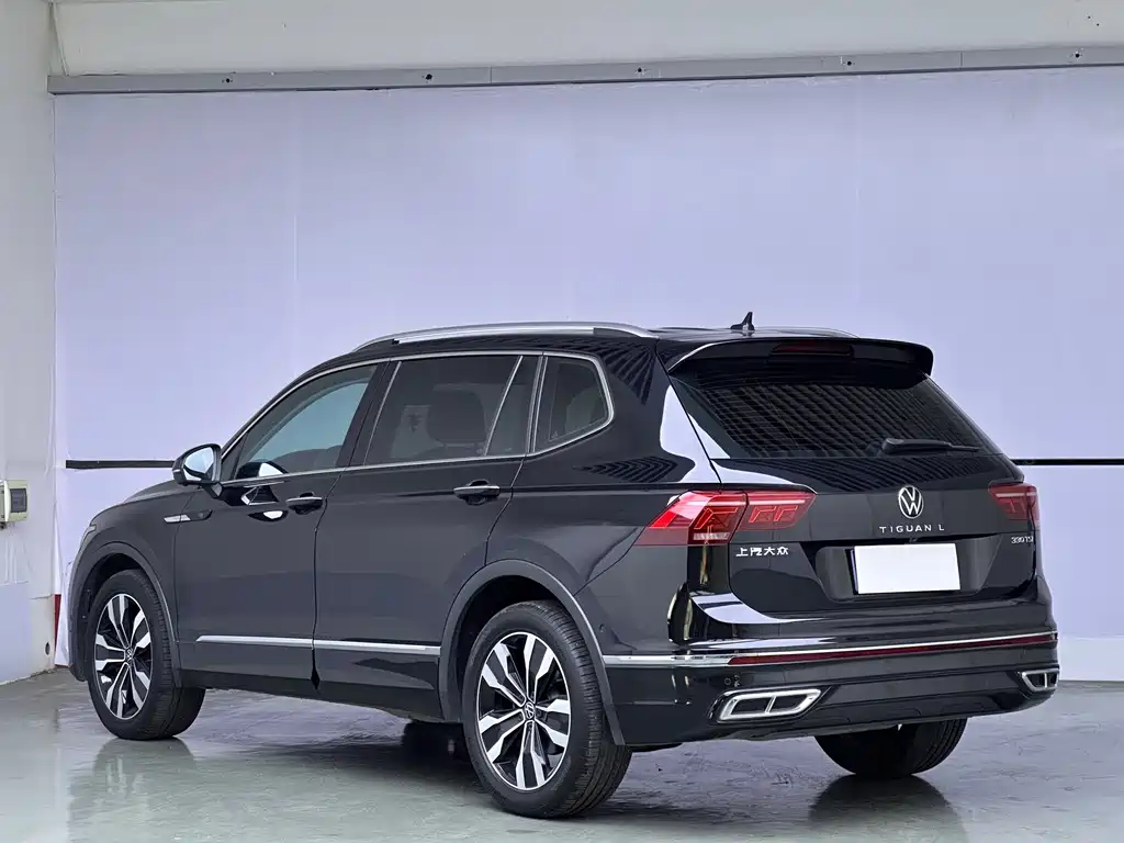 Tiguan L 2024 330 TSI Automatic Two-Wheel Drive R-Line Enjoyment Edition