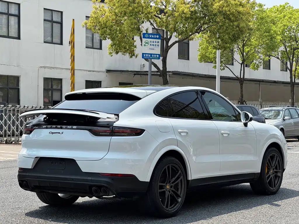 Cayenne 2019 Coupe 3.0T