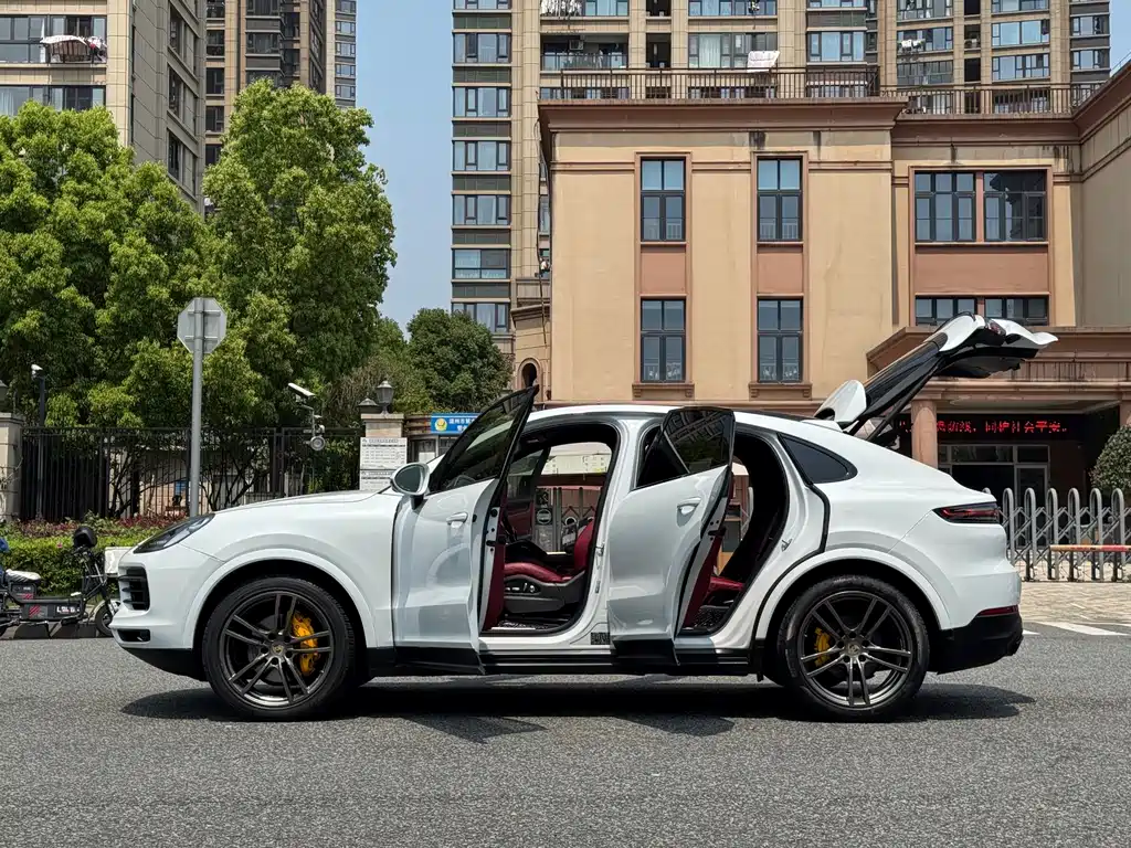 Cayenne 2019 Coupe 3.0T