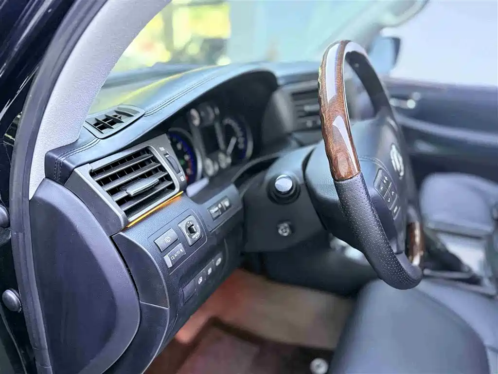 Lexus LX 2009 570