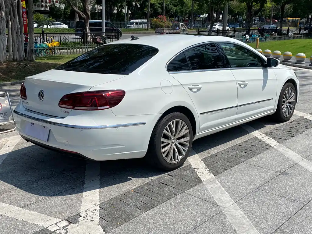 Volkswagen CC 2013 2.0TSI Prestige Edition