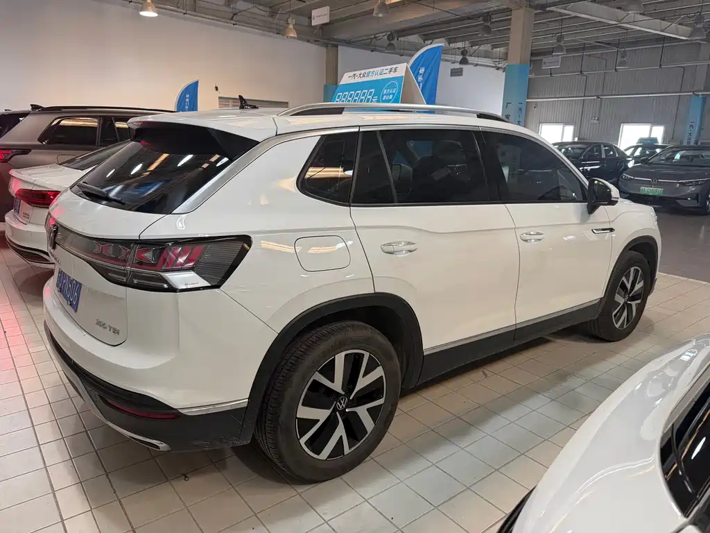 Tayron 2023 300TSI Two-Wheel Drive Luxury Plus Advanced Edition