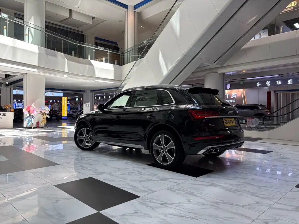 Audi Q5L 2023 45T Premium Dynamic Edition