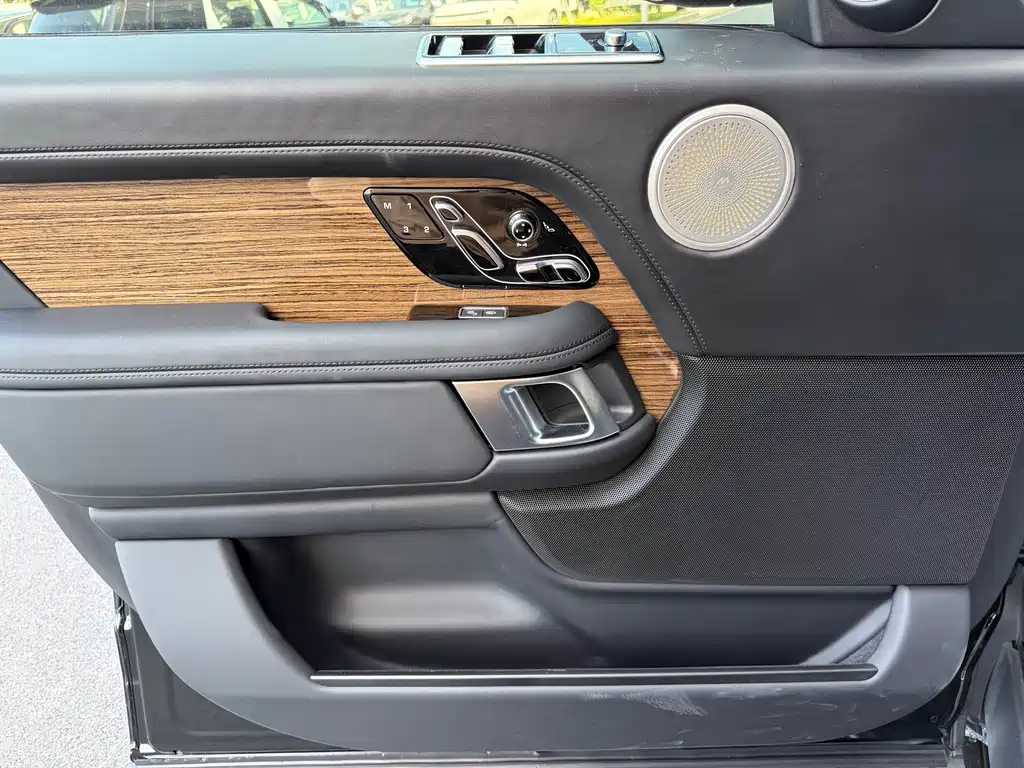 Range Rover 2019 3.0 SC V6 Long Wheelbase Edition