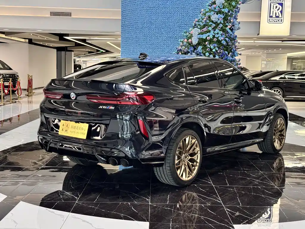 BMW X6 M 2022款 X6 M