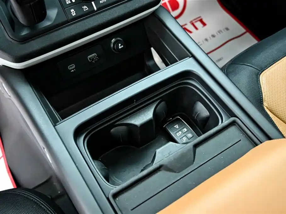 Land Rover Defender 2024 110 3.0T P400 X-DYNAMIC HSE