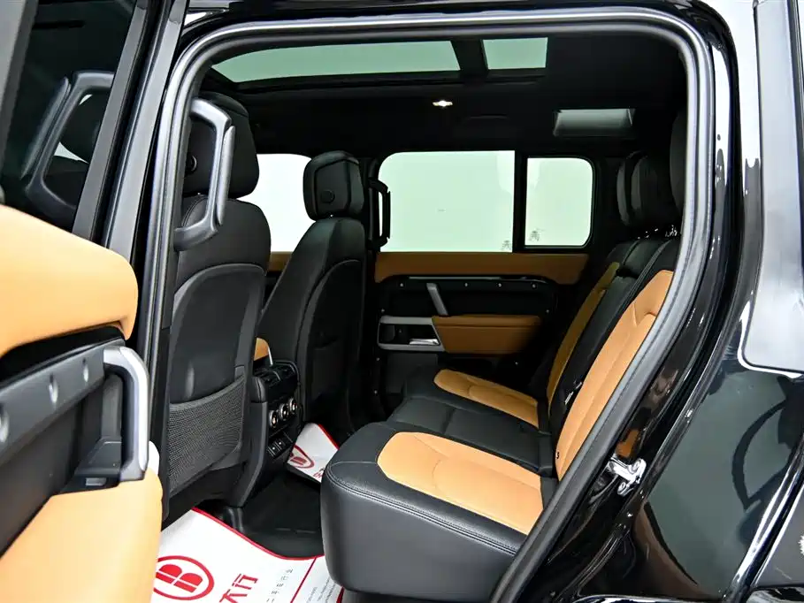 Land Rover Defender 2024 110 3.0T P400 X-DYNAMIC HSE