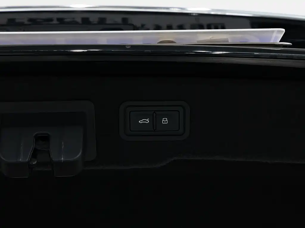 Audi A8 2022 model A8L 55 TFSI quattro Prestige Edition Collector's Version