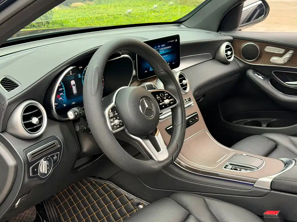 Mercedes-Benz GLC 2022 GLC 300 L 4MATIC Dynamic Edition