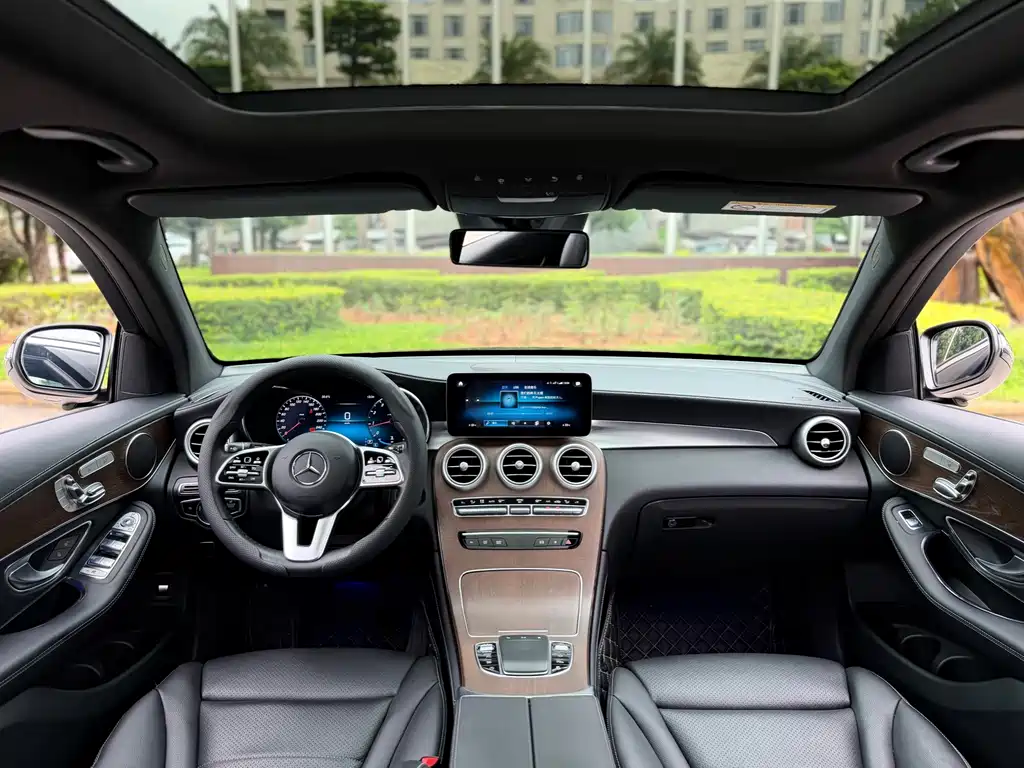 Mercedes-Benz GLC 2022 GLC 300 L 4MATIC Dynamic Edition