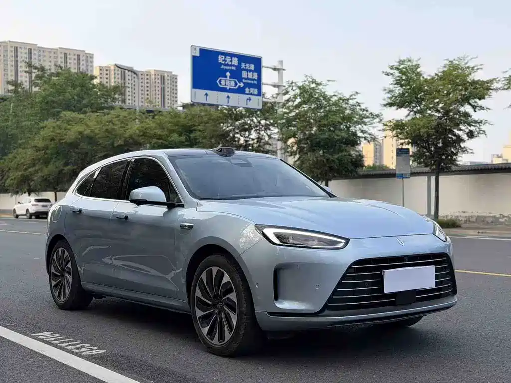 SUV M5 2023 Edition Range-Extended Quad Drive Smart Driving Version