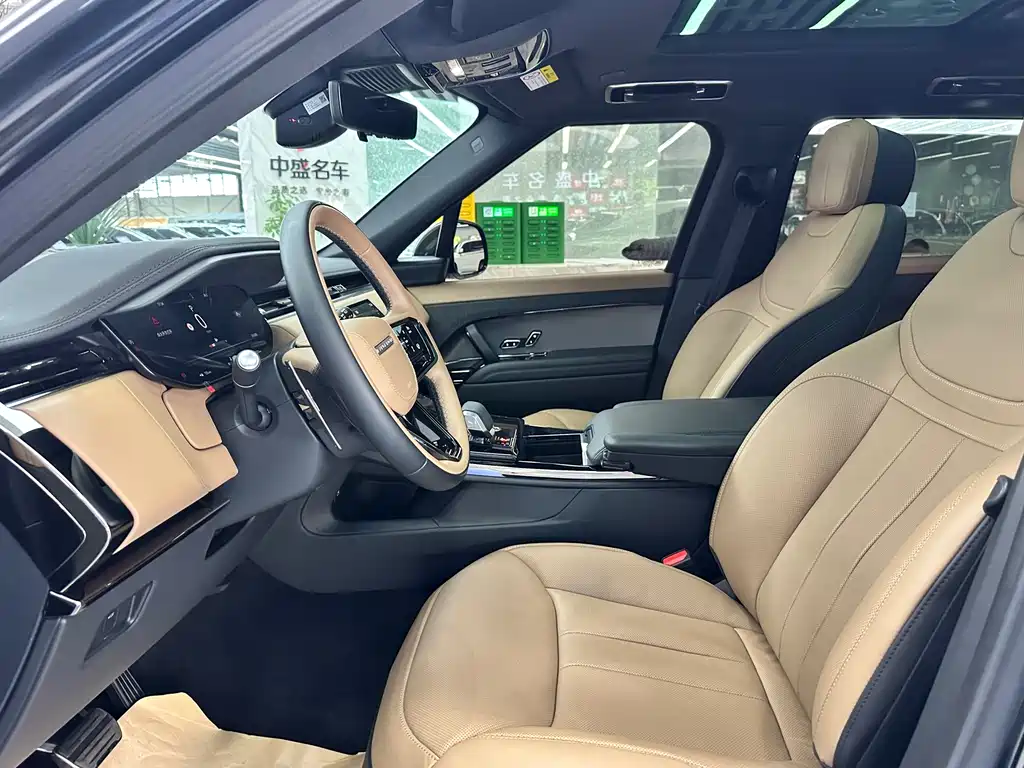 Range Rover Sport 2025 model 400PS Dynamic HSE