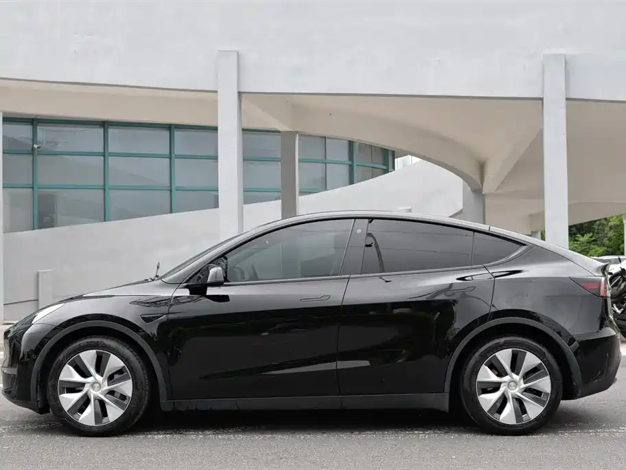 Model Y 2021 Long Range All-Wheel Drive Edition