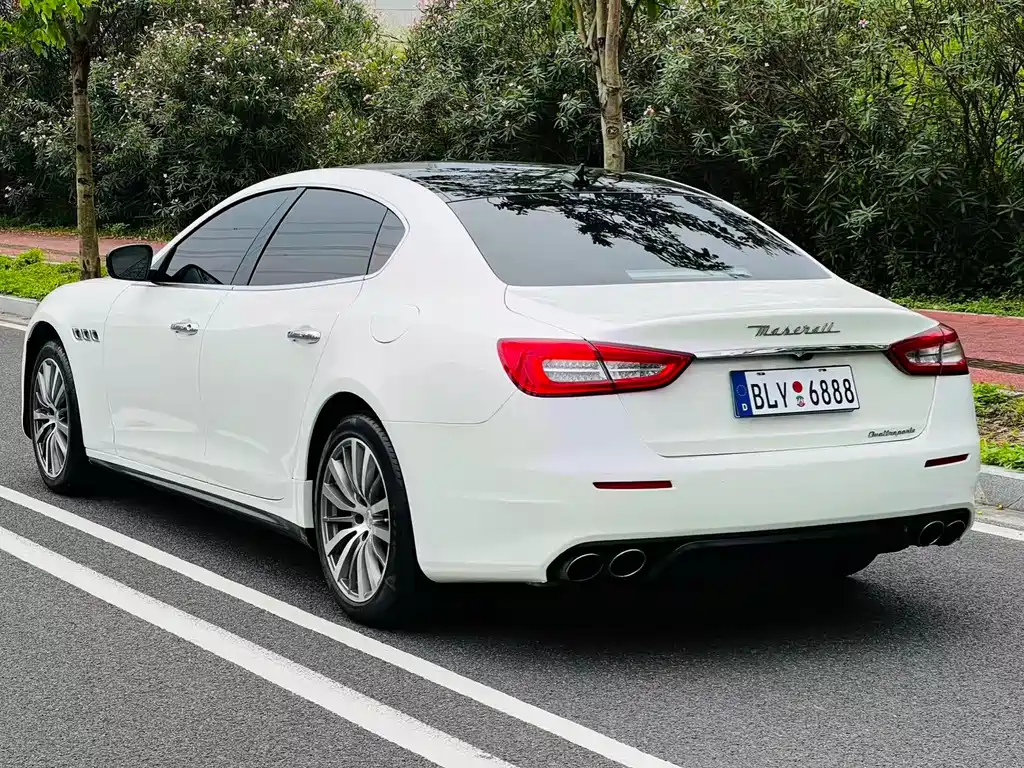 President 2017 3.0T Standard Model