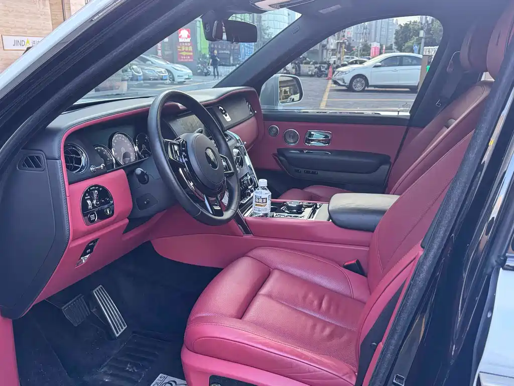 Cullinan 2018 4-seater Edition