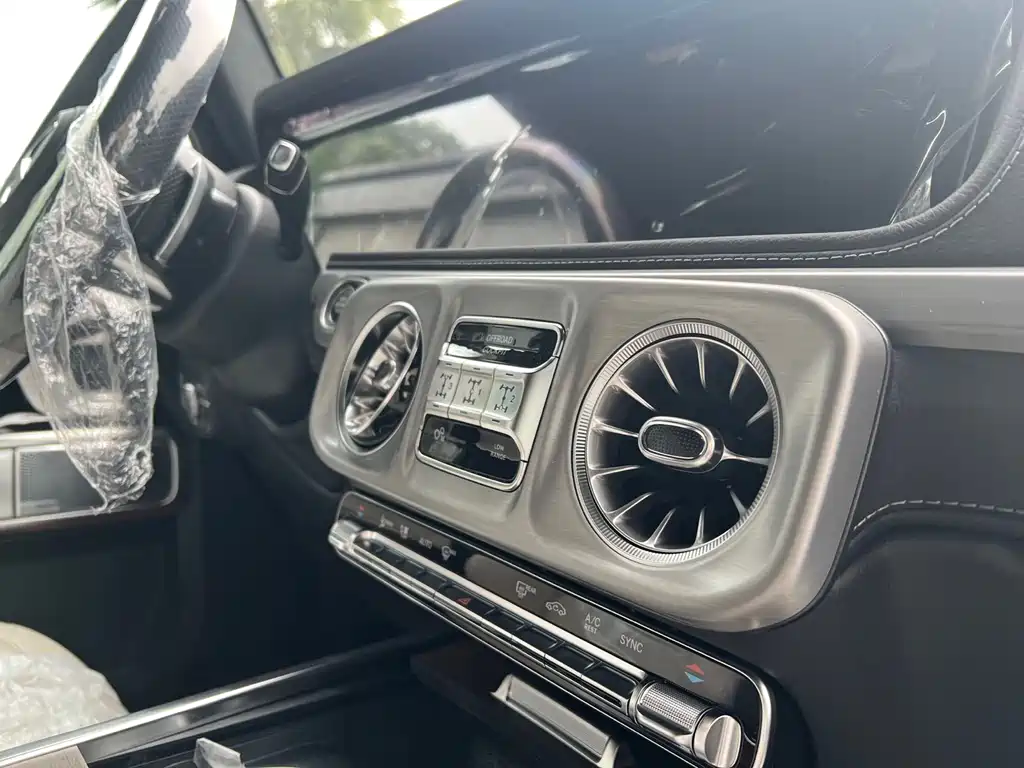 Mercedes-Benz G-Class 2026 G 450 d