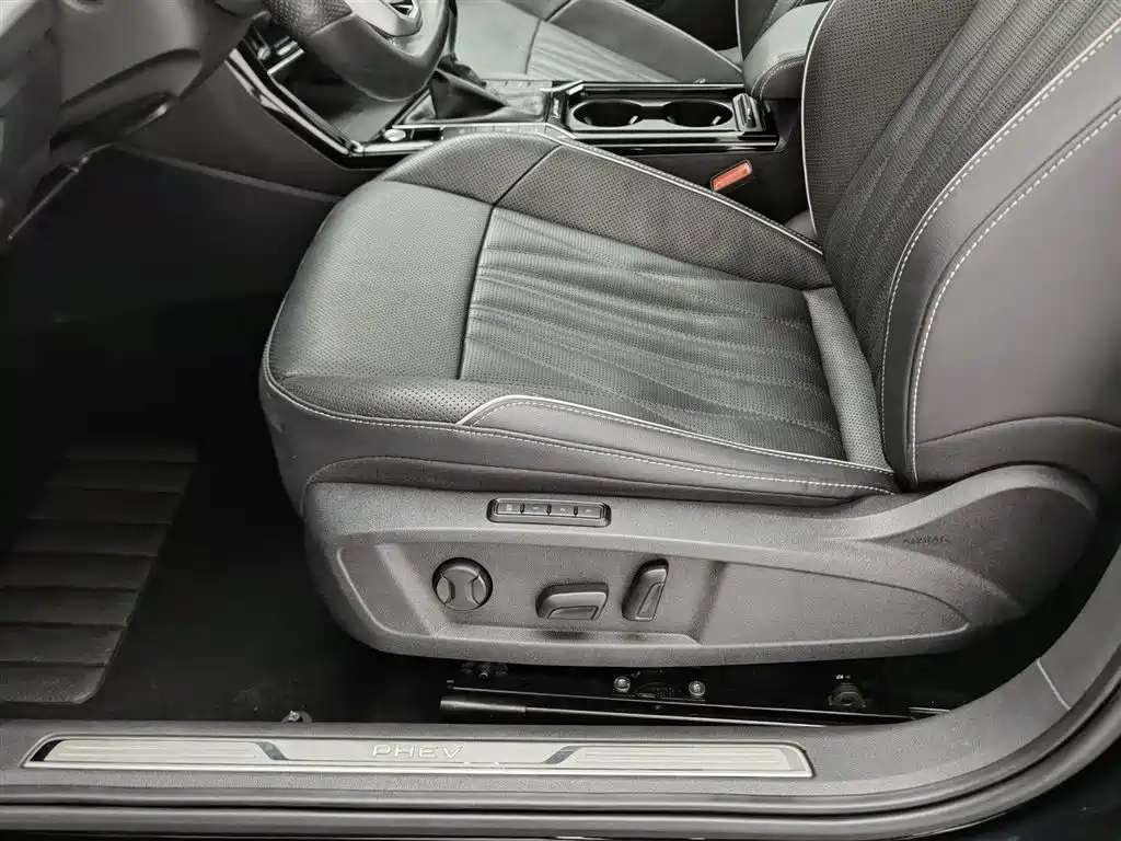 Passat PHEV 2022 430 Luxury Hybrid Edition