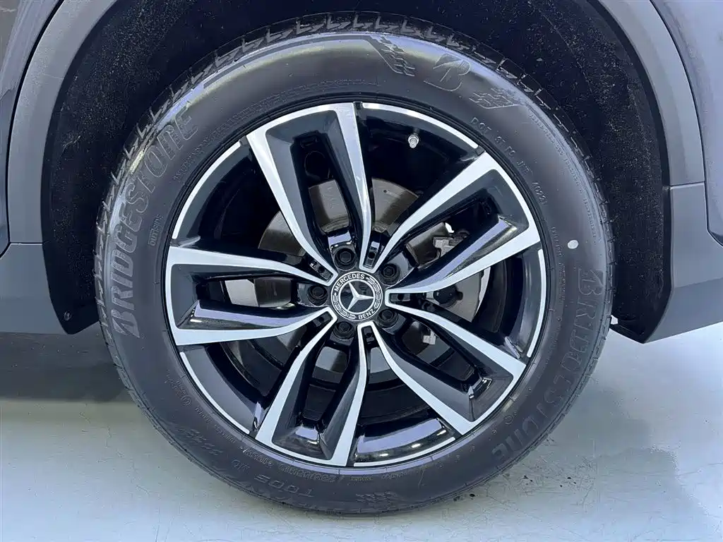 Mercedes GLC 2022 Facelift 260 L 4MATIC Luxury Edition