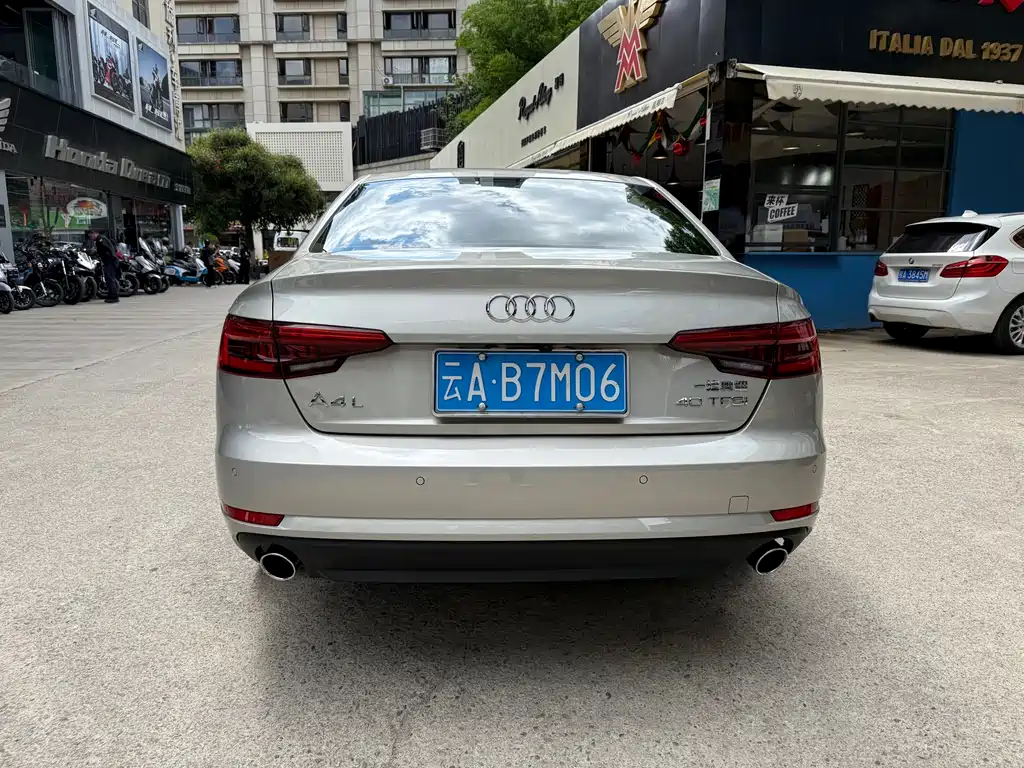 Audi A4L 2017 40 TFSI Style Edition