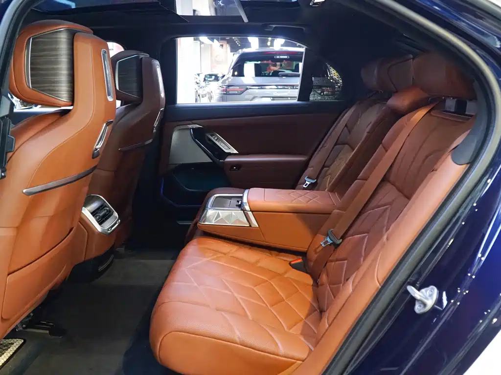 BMW 7 Series 2023 740Li Excellence Edition Luxury Package
