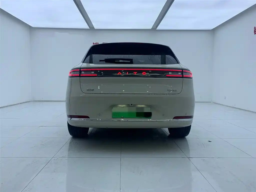 Wenxiang M5 2025 Edition Range-Extended Ultra All-Wheel Drive Version