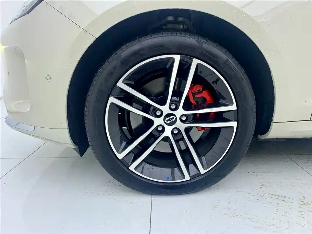 Wenxiang M5 2025 Edition Range-Extended Ultra All-Wheel Drive Version