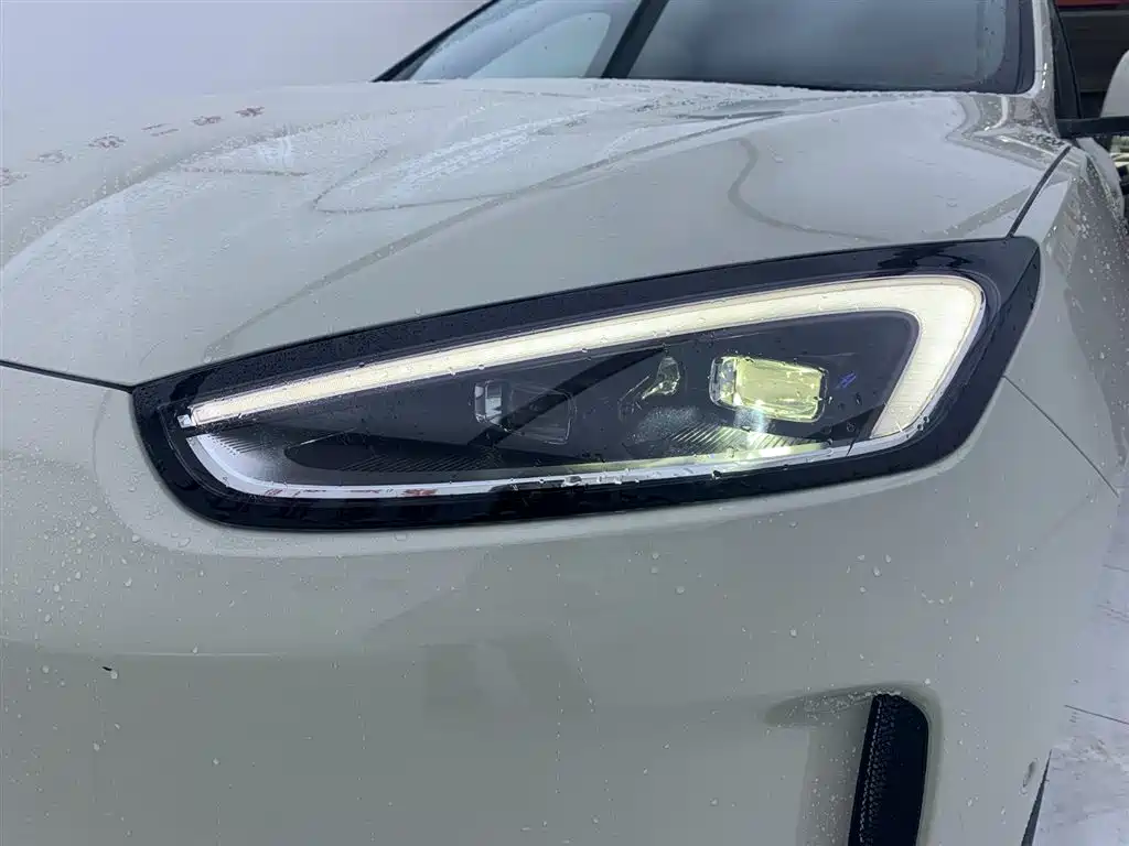 Wenxiang M5 2025 Edition Range-Extended Ultra All-Wheel Drive Version