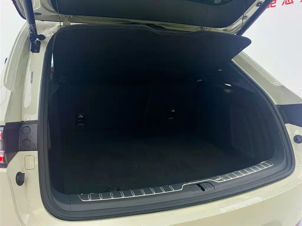 Wenxiang M5 2025 Edition Range-Extended Ultra All-Wheel Drive Version
